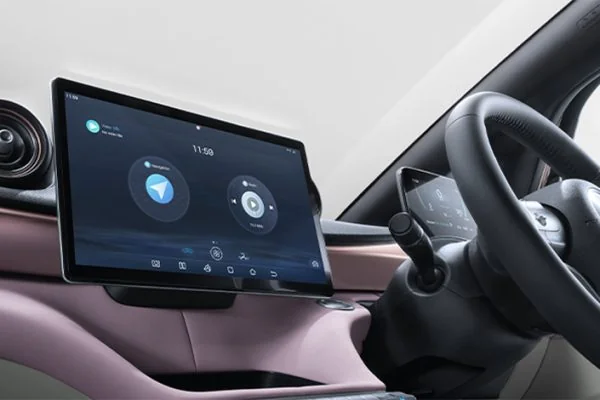 BYD DOLPHIN - Slide 3